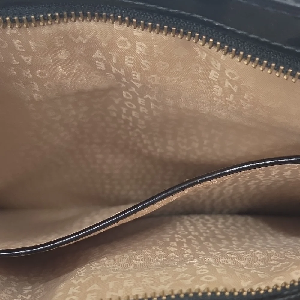 kate spade chic glossy